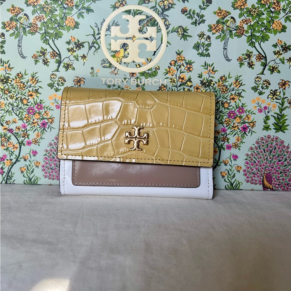 Tory Burch Embossed Croc wallet